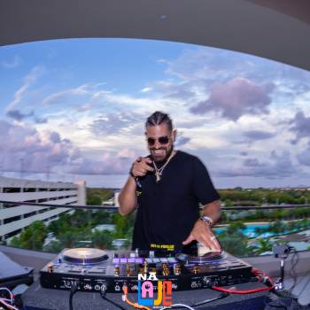 Best Djs in Dallas